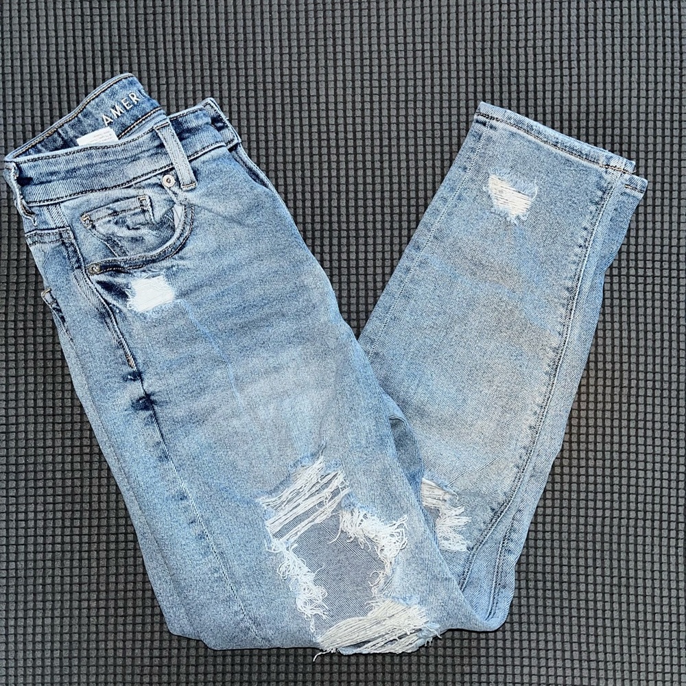 American Eagle Mom Jeans